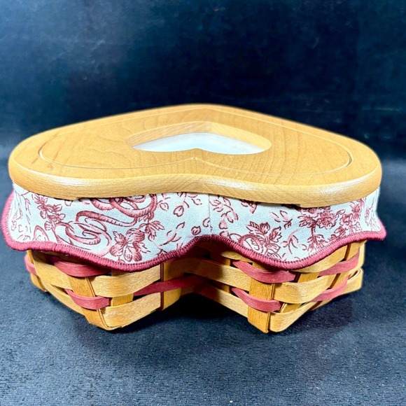 Longaberger 2000 Little Love Red Sweetheart Baskets‎ & Heart to Heart Stand Set - Picture 5 of 16